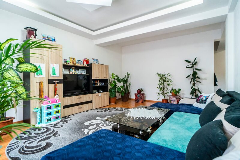 Ciorogarla, casa 5 camere, duplex, teren 434 mp, statie STB la 300 m